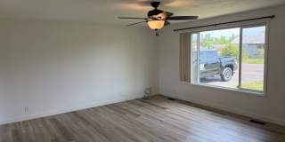 Updated 2 bedroom 1 bath duplex! Updated 2 bedroom 1 bath duplex! Gallery 17