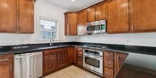 4410 LONGFELLOW Street Gallery 15