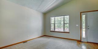 Charming 3 Bed 2 Bath Willow Run Home - Available August 10! Charming 3 Bed 2 Bath Willow Run Home - Available August 10! Gallery 5