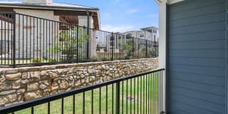 Sadler House Luxury Apartment Homes Gallery 41