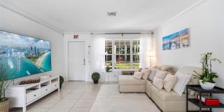 1012 N 13th Ter Gallery 1