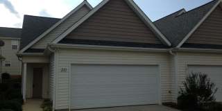 1353SF 2BR 2.5BA 2 car garage Gallery 1