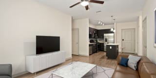 7001 Arlington at Bethesda Gallery 8