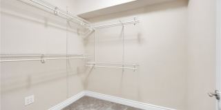 2777 Paradise Road Gallery 25