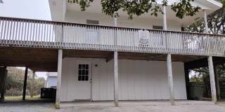 Single Family home in Emerald Isle Gallery 1