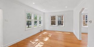 5266 N La Crosse Avenue Gallery 3