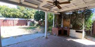 Charming 3BR House in Stockton Gallery 8