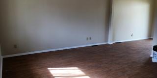 **3-BEDROOM/2-BATH RANCH W/ 2-CAR GARAGE!** Gallery 4