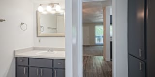 Treehouse Apartments Gallery 70