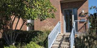Spacious 3-Story Corner Townhome in Westside North Gallery 1