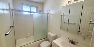 Spacious 3BR / 2BA + Bonus Room Home in Imperial Beach Gallery 6