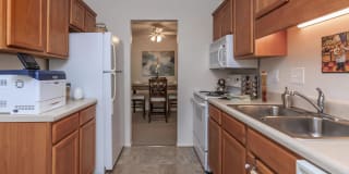Honeywood Apartment Homes Gallery 25