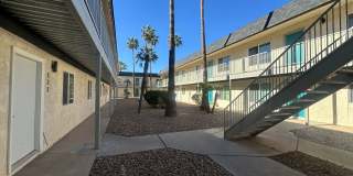 4424 Bellevue Newly Renovated Apartments with All Appliances Included! Gallery 20