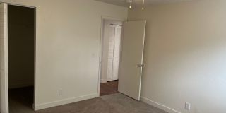 Yarrow Apartments Gallery 9