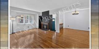 2BD Townhome Rental - Highly Sought-After Corn Hill Neighborhood!! 2BD Townhome Rental - Highly Sought-After Corn Hill Neighborhood!! Gallery 7