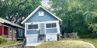 4327 Flora Gallery 1
