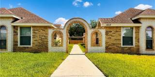 1913 W Western Drive Gallery 1