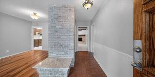 Beautifully refreshed 3-bedroom, 2-bath ranch-style home, located in the sought-after Colonies North community Gallery 21