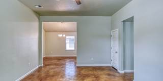 New Construction in Varenna Landing! Storm shelter and lawn care included! Gallery 9