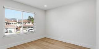 7 San Vincente Gallery 40