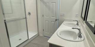 55 Signet Circle Gallery 23