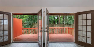 1248 Falling Water Drive SE Gallery 16