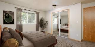 Forest Ridge Gallery 44