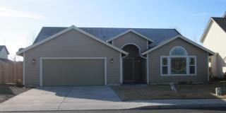 3 Bedroom Single Level Home in NW Redmond Gallery 1