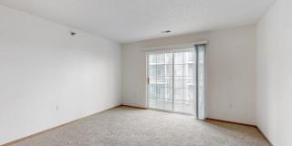 Platinum Valley Apartments Gallery 49