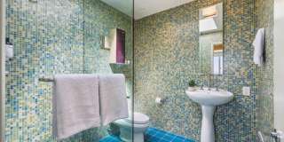 1234 Lombard St Gallery 3