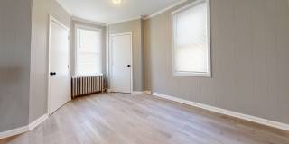 Cozy Modern Updated 3 Bedroom Townhome w/ Stainless Steel Gallery 6