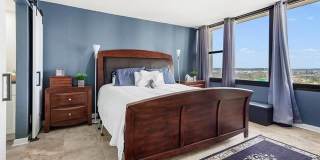 410 W 7th Street unit: 1023 Gallery 15