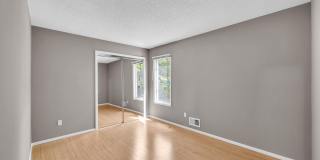 2230 Bridge Avenue Gallery 12