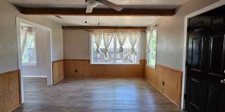 Beautiful 3 bedroom, 1 bath home for rent Gallery 5