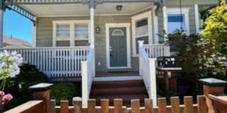 SHOWING FRI 6/26 & SAT 6/27 12:30-1:30PM!! 1 Bedroom 1 bath Cottage style Duplex Gallery 1