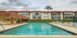 9410 N Hollybrook Lake Drive Gallery 12