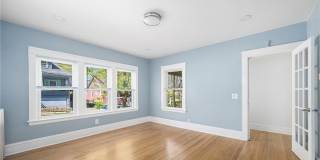 97 11th Street Gallery 7