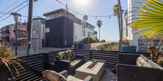 11 24th Avenue Gallery 1