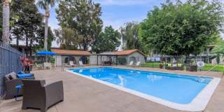 Vio Cerritos Gallery 1