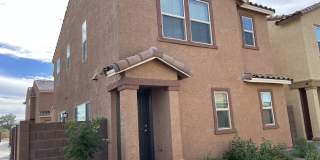 1127 E Cairn St Gallery 1