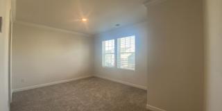 Room in 4 Bedroom Townhome at Arbor Loop Dr Gallery 42