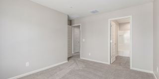 Brand New Build! Massive modern 4 bedroom/4.5 bathroom townhome in the heart of Chandler Gallery 31