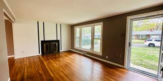 {7047} Prairie Village Ranch with Hardwood Floors + Large, Fenced Yard + 1 Car Garage Gallery 5