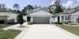 Bright & Spacious 4BR Home with Screened Porch & Paver Patio Gallery 1