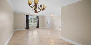 Beautiful 2-bedroom, 2-bathroom apartment in Cape Coral Gallery 9