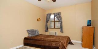 Large 3 Bed 2 Bath Condo In a Great North Boulder Location.  Underground Parking Gallery 13