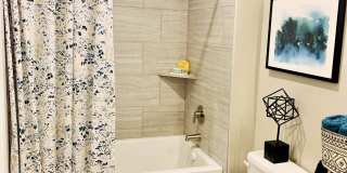 Reserve on Kingsland Gallery 54