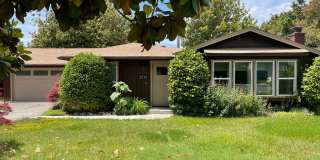Secluded Back Yard-3 Bedrooms  2 Bathrooms plus Office or Bonus Room. Gallery 1