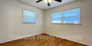 633 White St Gallery 21