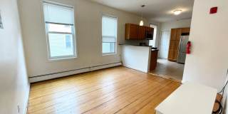 Beautiful 4-Bed on Delle Ave — Newly Renovated | In-Unit Laundry | Prime Mission Hill Location Gallery 5